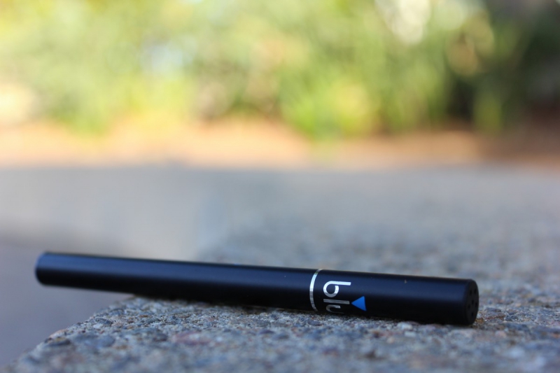magasin-LE MUY-min_e_cigarette_vaping_blu_cigs_blu_electronic_cigarette_tobacco_cigarette_smoke-637061
