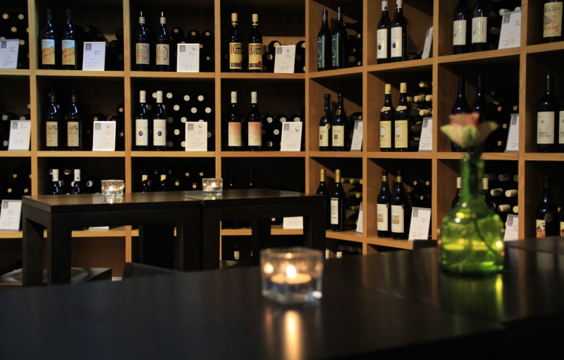 magasin-LE MUY-min_wine_vinorama_wine_bottle_cellar_red_wine_wines_storage_wine_rack-1077047